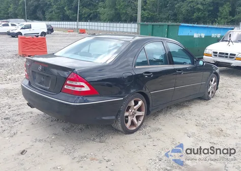 2007 Mercedes-Benz C 230 Sport from USA, damaged, VIN WDBRF52H77E024751